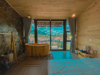 Chambre double avec baignoire spa — Vườn Mây Homestay Sapa